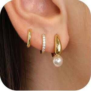 NEW 14k Gold Plated Elegant Gold and Pearl Hoop Earrings